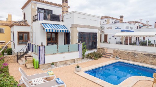 Villa in attraktiver Lage am Golfplatz La Finca Golf and Spa Resort 03169 - Immolocal.de