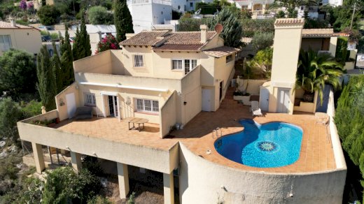 Rustikale Villa mit atemberaubendem Blick über Denia Denia 03700 - Immolocal.de