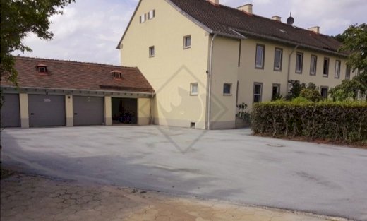 * Exklusives Mehrfamilienhaus mit 5 Wohneinheiten und Garten * Dettelbach 97337 - Immolocal.de