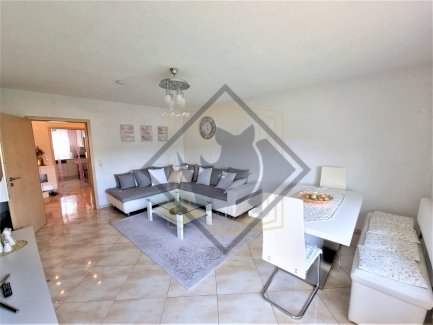 *Moderne 4-Zimmerwohnung mit Balkon!* Stockstadt am Main 63811