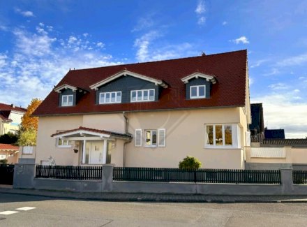 * Exklusives Einfamilienhaus mit 7 Zimmern und schönem Garten * Erzhausen 64390 - Immolocal.de