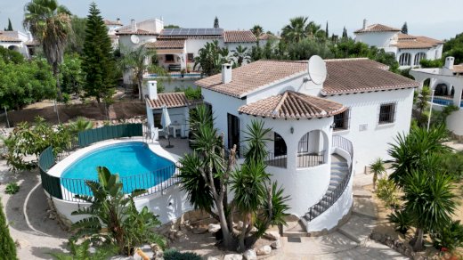 Schöne, gemütliche Villa mit Wintersonne, Pool, BBQ und gepflegter Gartenanlage Pego-Monte Pego 03789