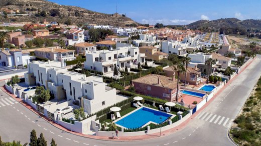 Komfortable Appartements mit 3 Schlafzimmern, 2 Bädern und Gemeinschaftspool Benijófar 03178