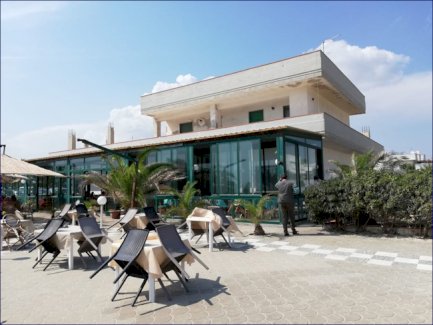 ***Hotel mit rustikalem Flair, direkt am Strand in Apulia San Pietro in Bevagna*** Manduria / San Pietro in Bevagna 74024