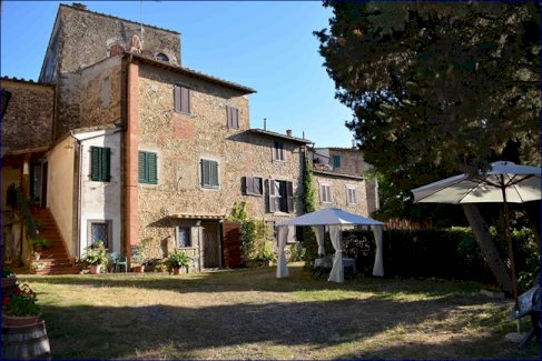 ***Landgut mit elf Hektar Landfläche in derToscana ,Certaldo, sucht neuen Eigentümer*** Certaldo 50052 - Immolocal.de