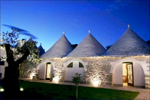 ***Großes Landhaus mit 50 Hektar Landfläche in Apulien, sucht neuen Eigentümer*** Crispiano 74012 - Immolocal.de