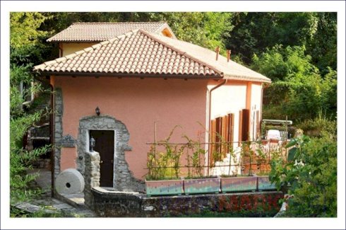***Großer Landsitz mit Mühle, zur Nutzung als B&B in der Toscana Lunigiana, sucht neuen Eigentümer*** Bagnone di Lunigiana 54021 - Immolocal.de