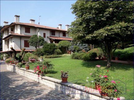 ***Stilvolle Villa in Mantua*** Mantova 46100 - Immolocal.de
