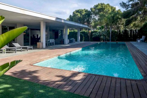 Die besondere Immobilie in einer der besten Wohngegenden von Torrevieja Torrevieja 03180 - Immolocal.de