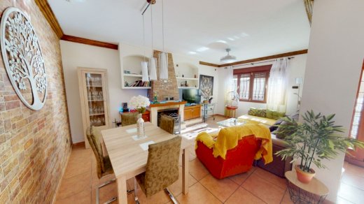 Attraktives Erdgeschoßapartment mit 3 Schlafzimmern in zentraler Lage und Garage San Miguel de Salinas 03193 - Immolocal.de