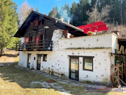 Herrlich abgelegene Farm mit B&B bei Mezzana Mezzana 38020