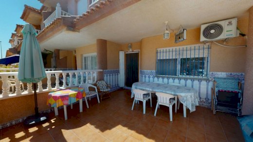 Reihenhaus mit 5 Schlafzimmern, verteilt auf drei Etagen Los Alcázares 30710