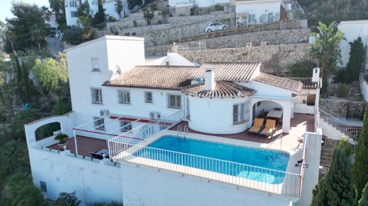 Makellose Villa mit freiem Meer-und Bergblick und separatem Apartment mit grosser Terrasse auf dem Monte Pego Pego-Monte Pego 03789 - Immolocal.de