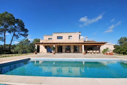Großzügiges, modernes Landhaus mit viel Privatsphäre auf Mallorca zu verkaufen Algaida 07210 - Immolocal.de